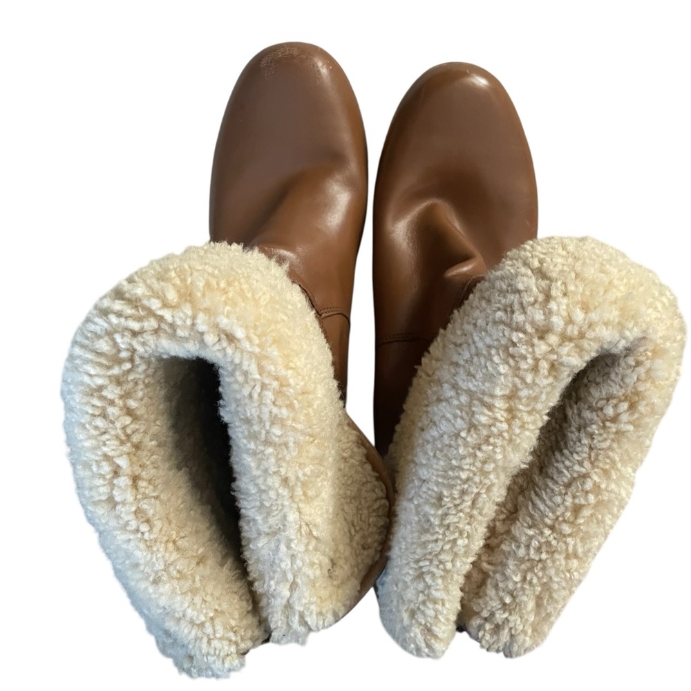 UGG Women's leather Shearling Lined Clogs - Picture 11 of 16